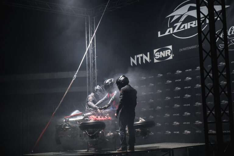 Soirée lancement de la 1ère moto volante Lazareth
